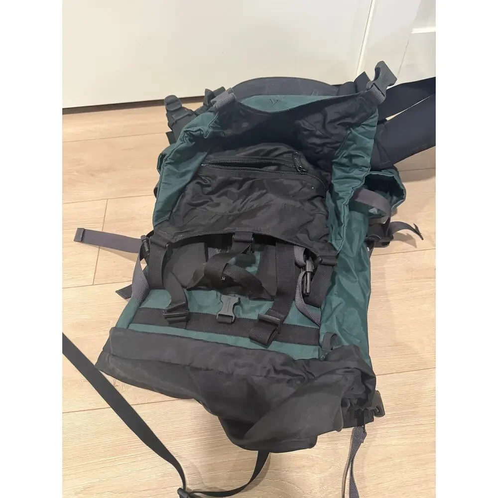 L.L. Bean Hiking Backpack Adult Size Green JM